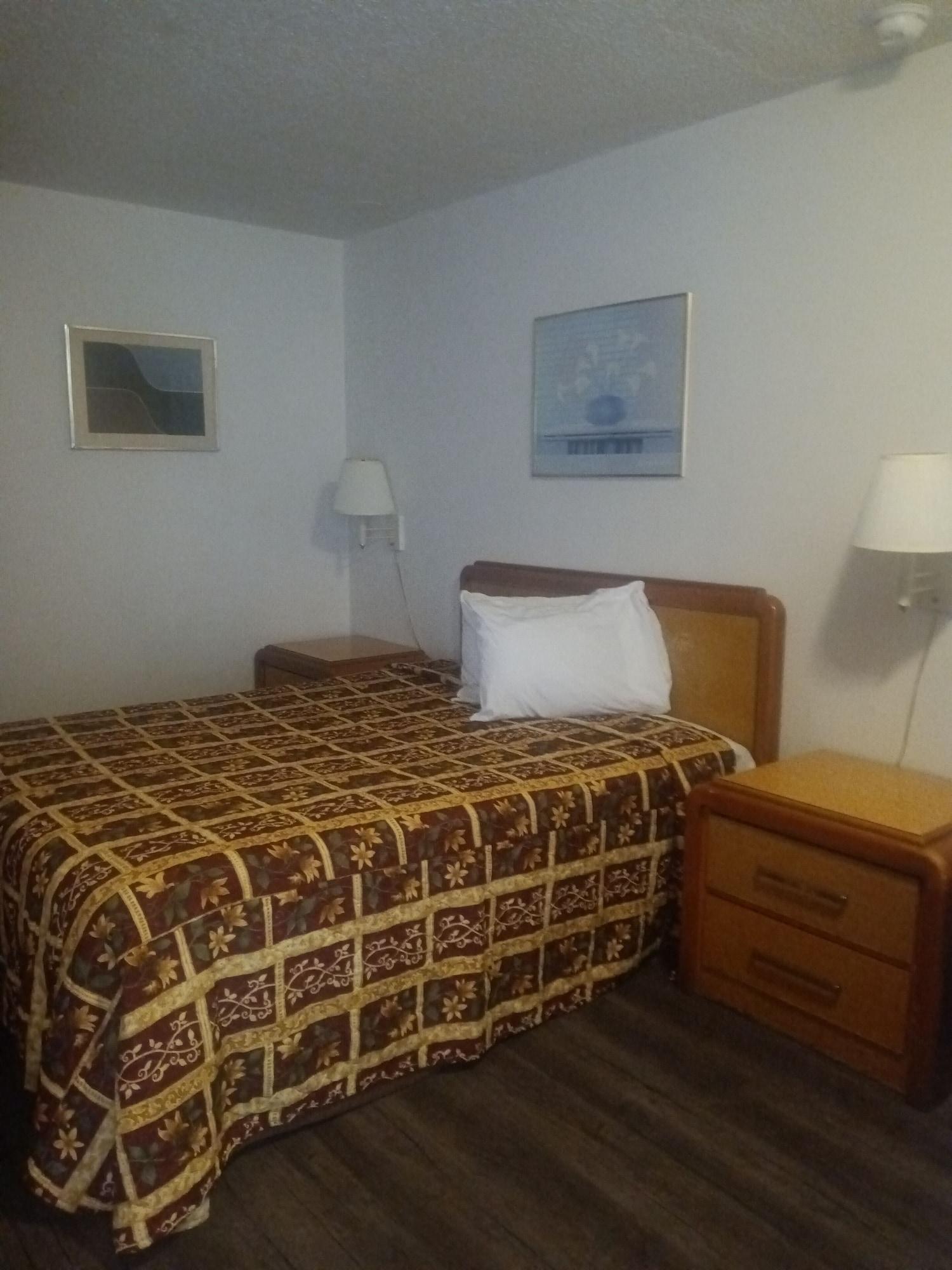 Midtown Inn & Suites Албукерке Екстериор снимка