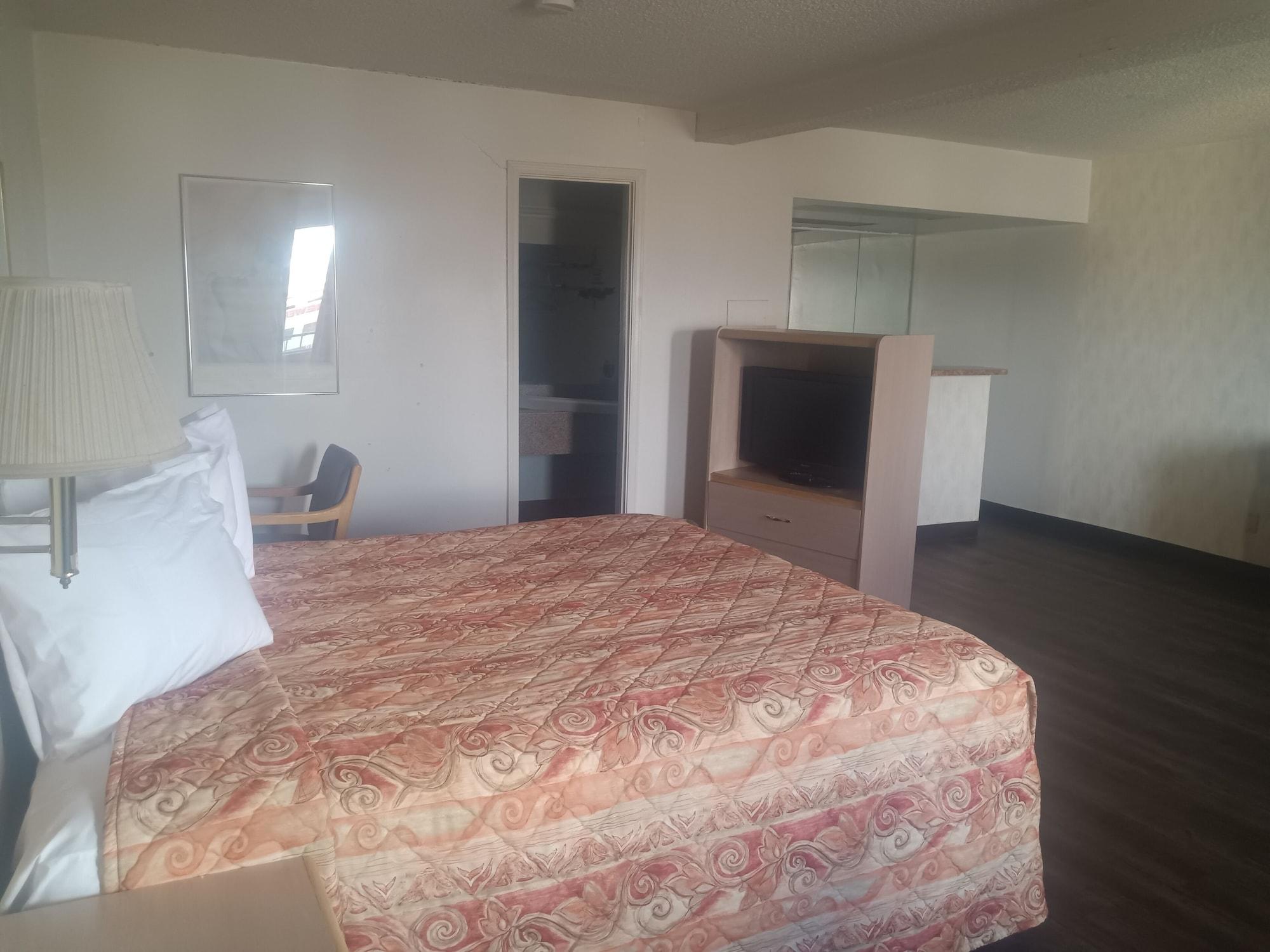 Midtown Inn & Suites Албукерке Екстериор снимка