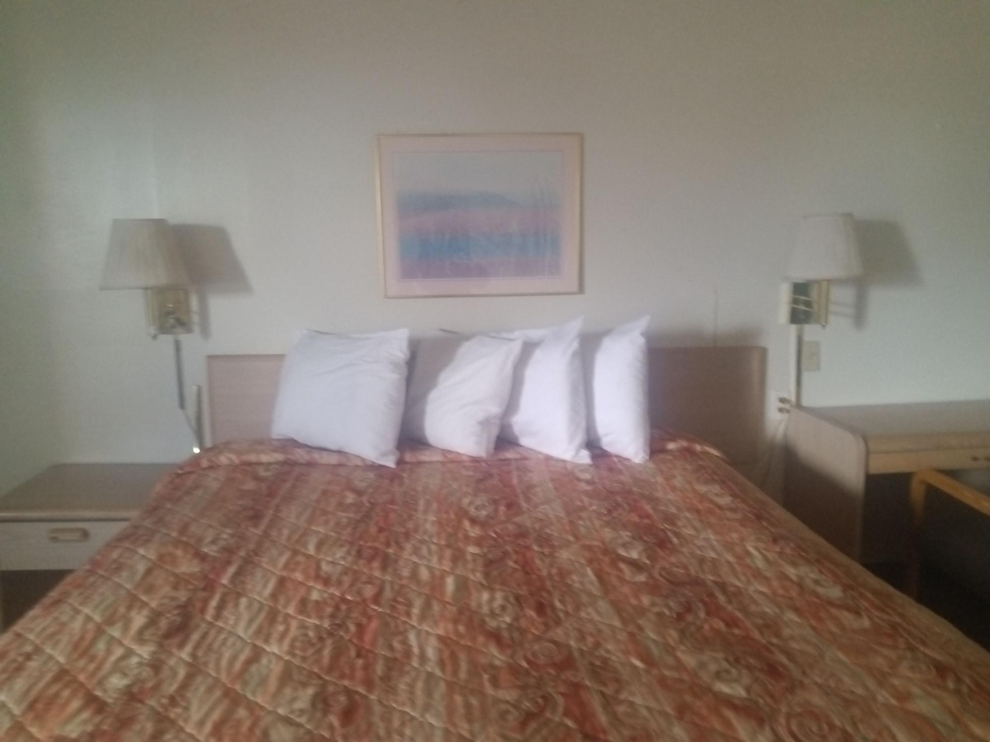 Midtown Inn & Suites Албукерке Екстериор снимка