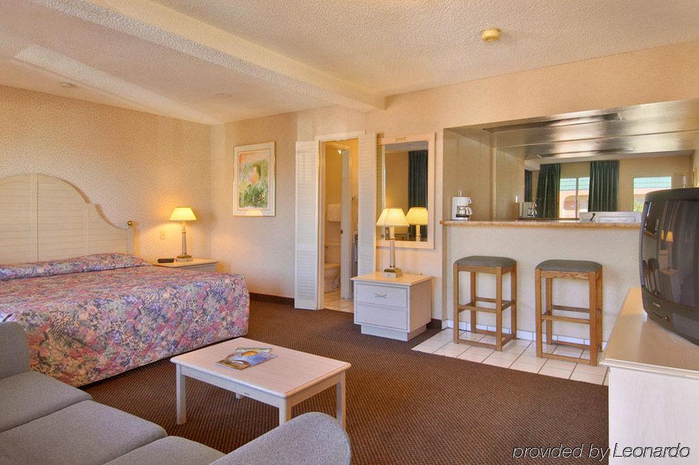 Midtown Inn & Suites Албукерке Стая снимка